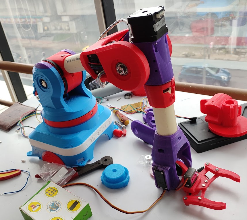 Fully 3D printed Robot Arm